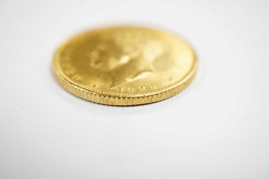 British gold coins, George IV, gold sovereign 1825, crowned shield (S 3801), edge wear, otherwise EF